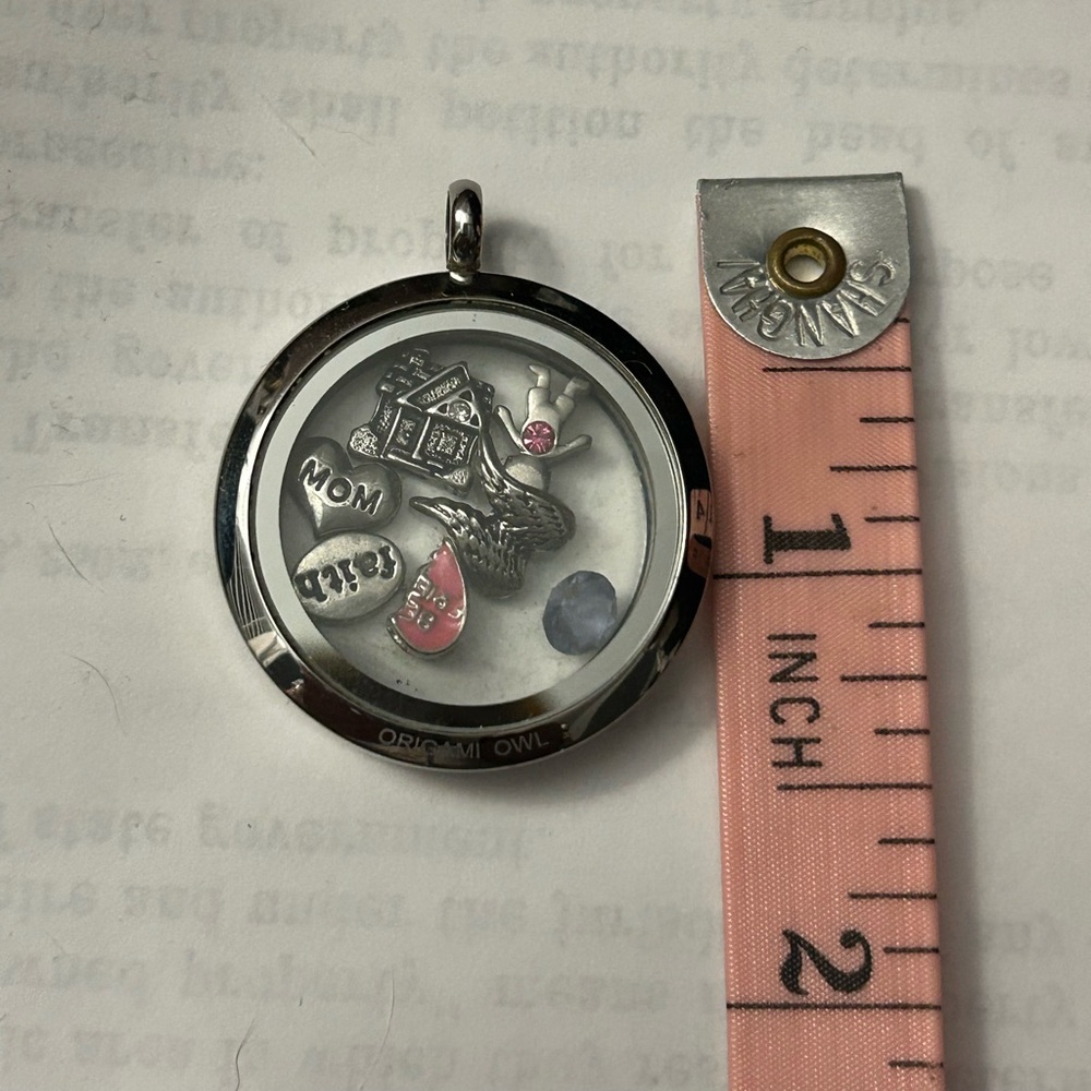 Origami Owl Silver Floating Locket Pendant with Charms - Picture 8 of 9